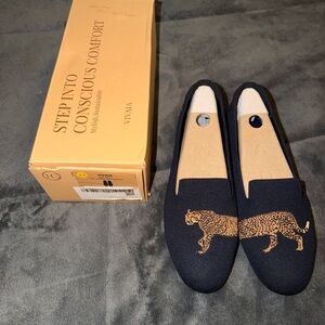 VIVAIA Navy Loafers with Leopard Design sz 41.5 EU